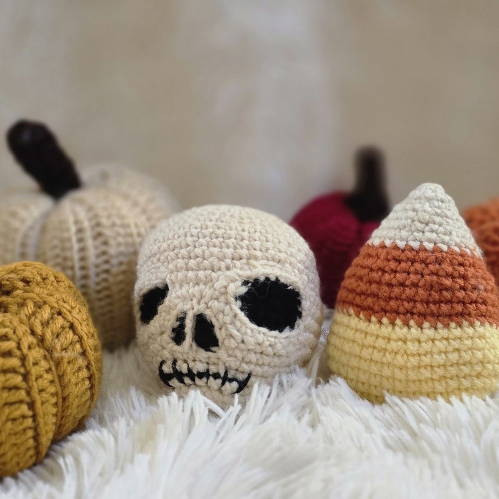 Handcrafted Halloween Crochet Decor Set - Cream, Black, Orange